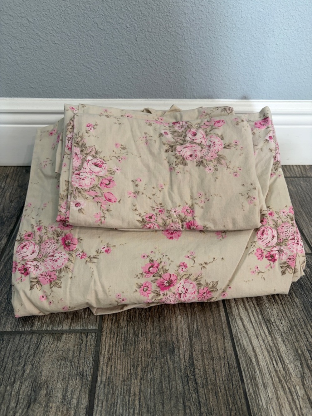 Farmhouse Rachel Ashwell Rose Sheet Set KING Tan Beige Pinks Sage Green